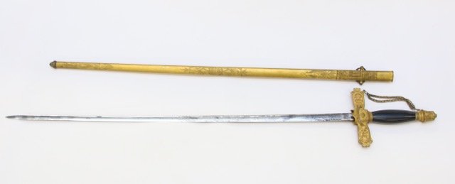 ANTIQUE FRATERNAL SWORD: ODD FELLOWS - WITH SCABBARD - PK. WILLIAMS Dimensions: 36"
