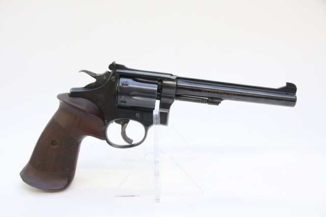 SMITH AND WESSON REVOLVER: .22 LONG RIFLE - SER# 84620 Dimensions: