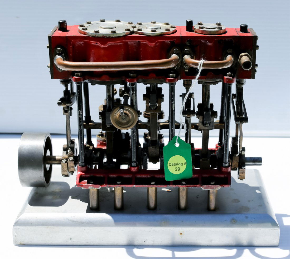 MODEL STEAM ENGINE (1 of 4)