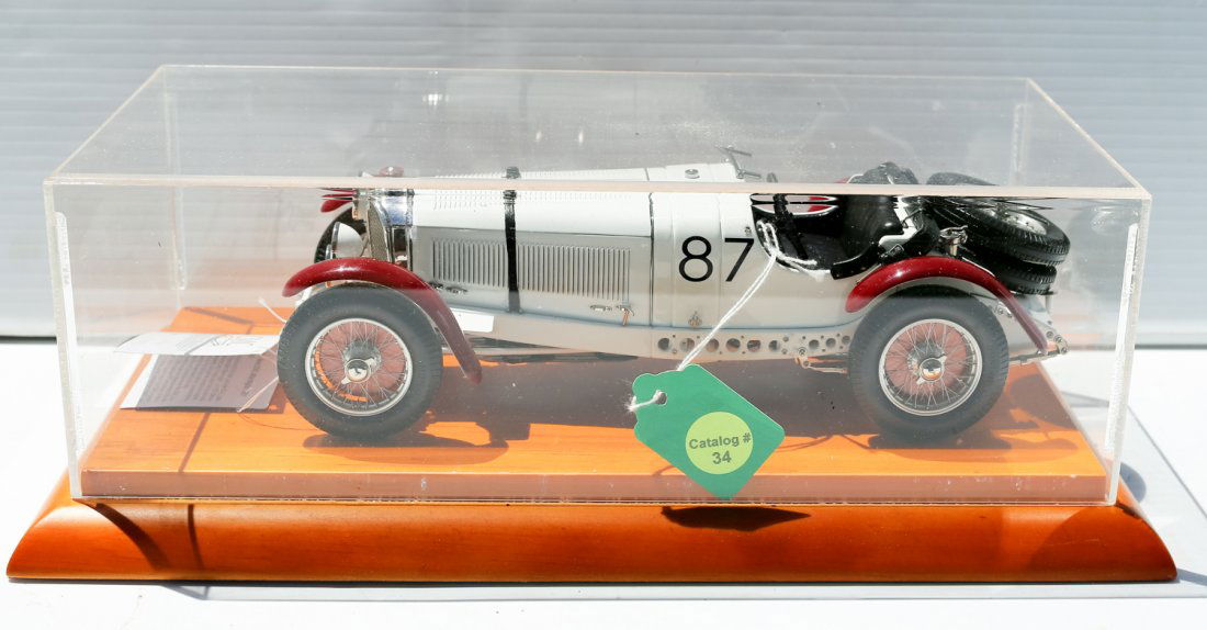 CMC EXCLUSIVE MODELLE CAR (1 of 4)