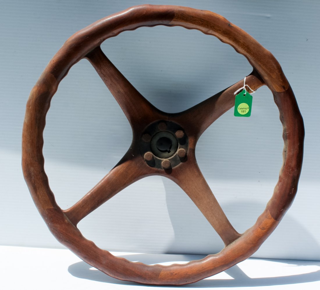 EARLY WOODEN STEERING WHEEL (1 of 3)