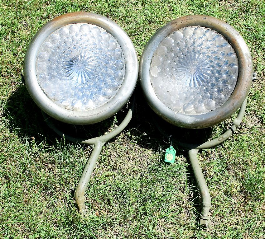 PR. EARLY HEADLIGHTS MADE FOR CADILLAC (1 of 4)