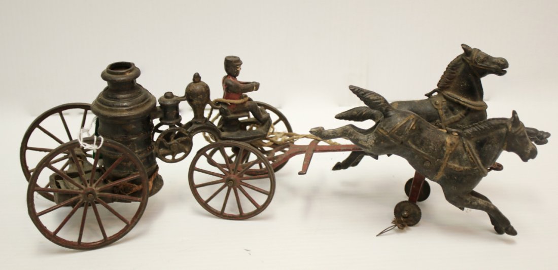 CAST IRON FIRE PUMPER (1 of 4)