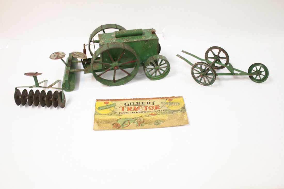 GILBERT TRACTOR AND ACCESSORIES (1 of 4)