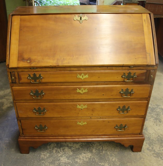 CHERRY SLANT FRONT DESK (1 of 7)