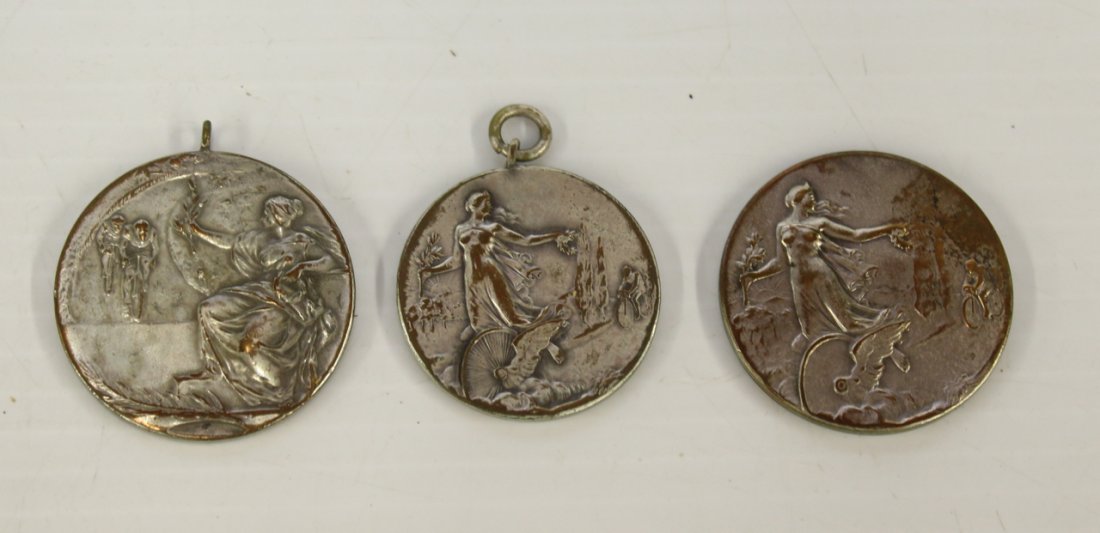 LOT OF GERMAN MEDALLIONS (1 of 5)