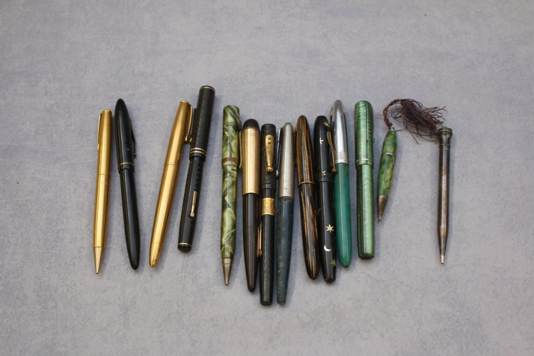 14 ASSORTED FOUNTAIN PENS & PENCILS (1 of 2)
