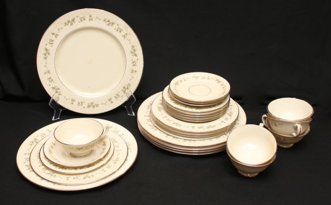 6 PC PLACE SETTING OF LENOX (1 of 2)