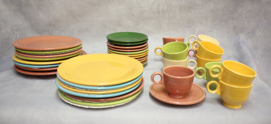 26 PCS OF FIESTA WARE: 2-10.25" PLATES, 12-9.25" PLATES, 12-CUPS AND SAUCERS Dimensions: