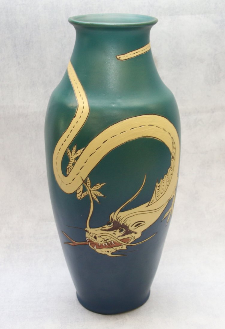 WELLER "DICKENSWARE" VASE (1 of 5)