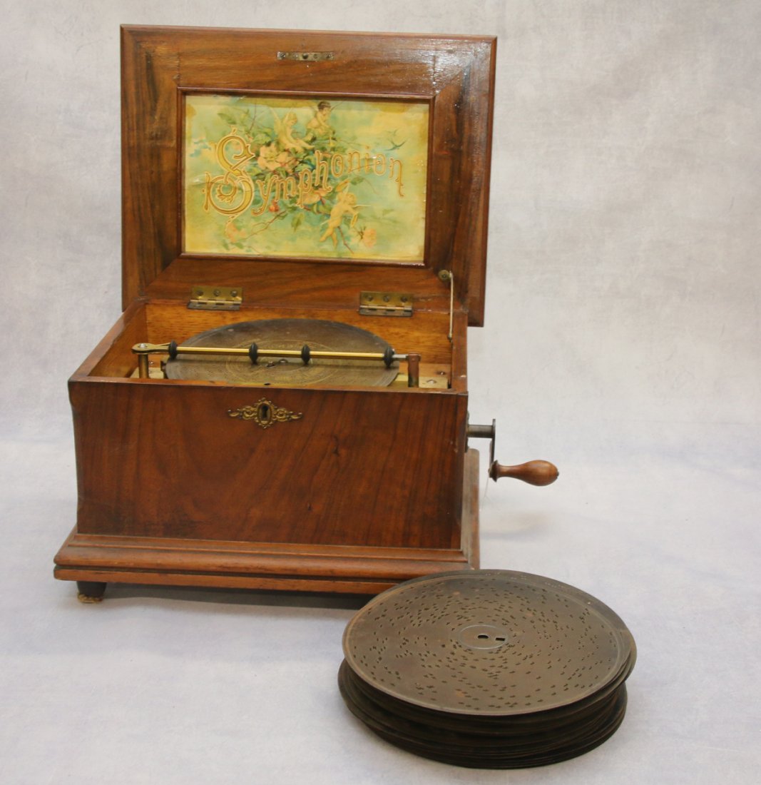 SYMPHONION MUSIKWERKE, LEIPZIG TABLE TOP MUSIC BOX (1 of 3)