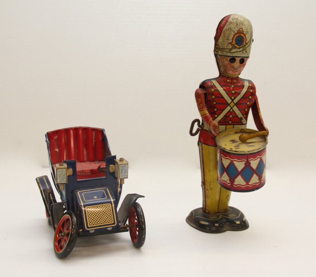 LOT OF TIN LITHOGRAPH TOYS (1 of 9)