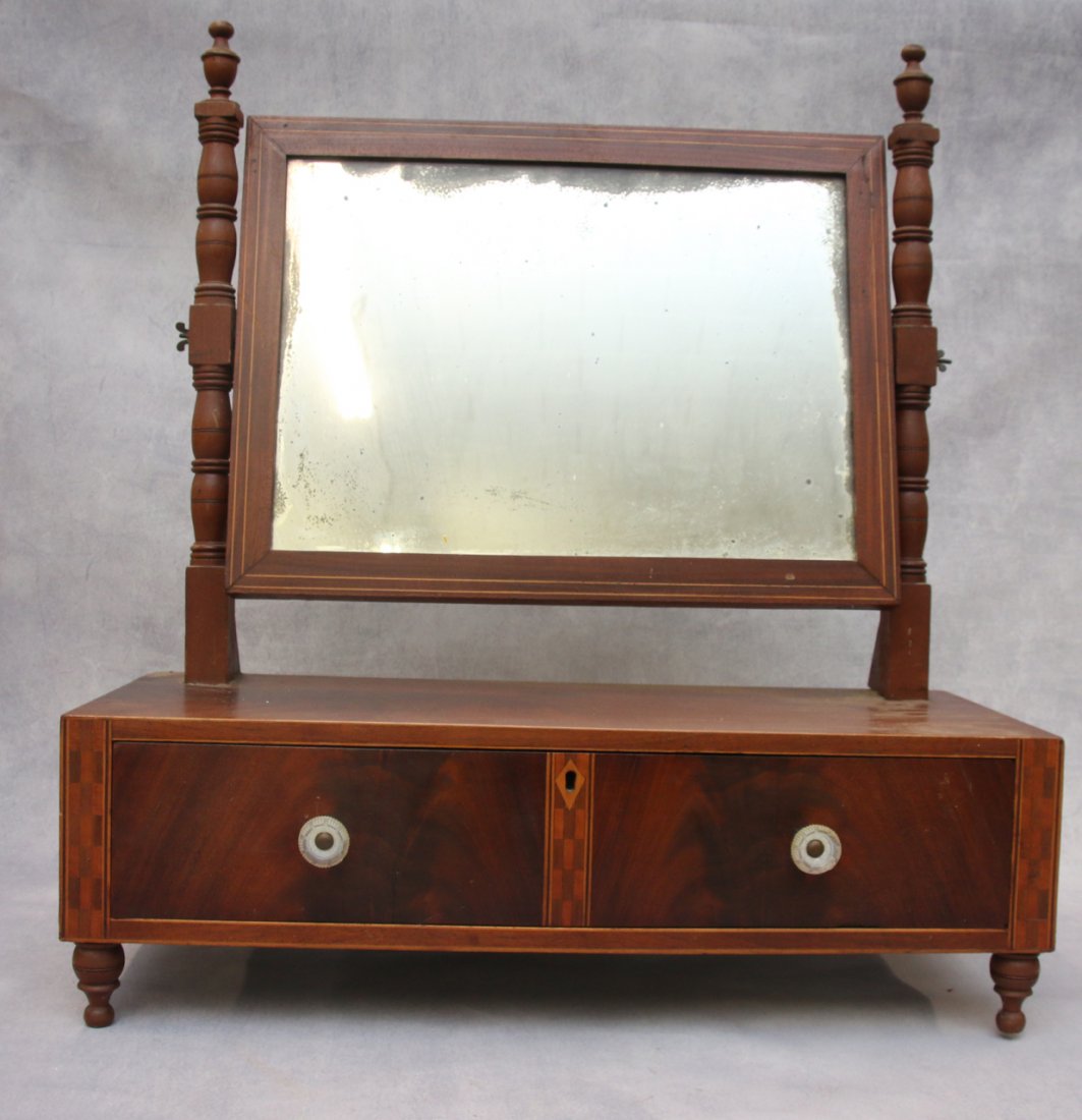 GENTLEMAN'S SHAVING MIRROR (1 of 3)