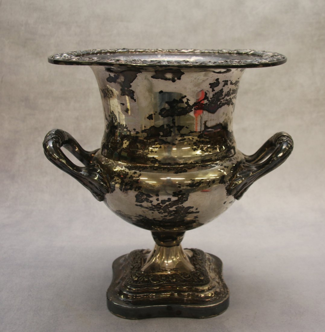 SILVER PLATED CHAMPAGNE COOLER (1 of 2)