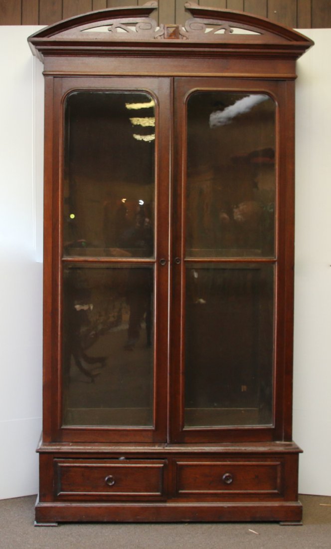 VICTORIAN WALNUT BOOKCASE (1 of 5)