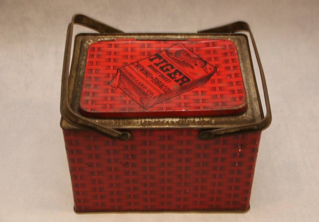 TIGER ADV. TOBACCO TIN (1 of 3)