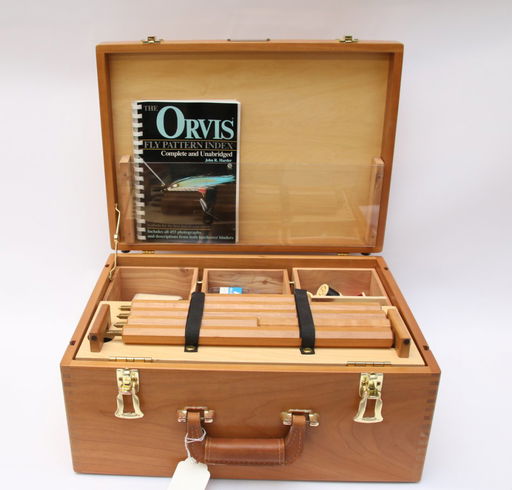 Gray S Sporting Woods Fly Tying Box Mar 04 2018 Hartzell Gray S Sporting Woods Fly Tying Box