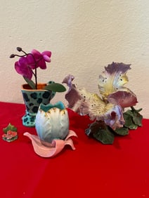 Ceramic Floral Lot, 4 Pieces