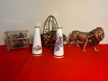 Brass & Goldtone Vintage Displays, 5 Pieces