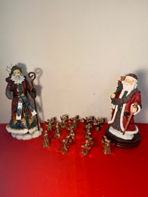 Angel Napkin Holder & Santa Lot, 14 Pieces