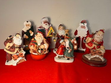 High Santa Lot, 8 Pieces