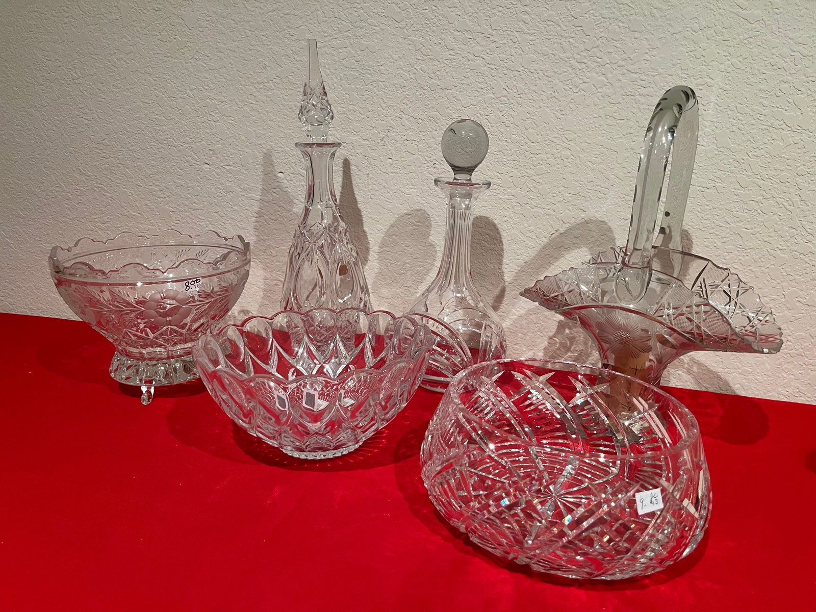 Assorted Lot of Crystal: Various types, styles, and sizes. Bowls and decanters, 8 pieces total (including lids). Good condition, no obvious chips.