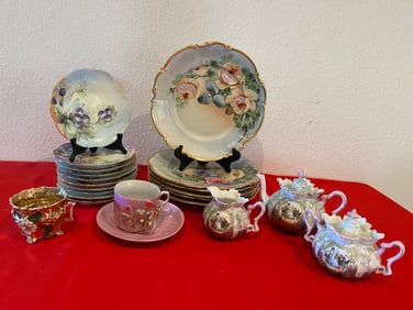 Vintage Porcelain and Ceramics, 24 Pieces