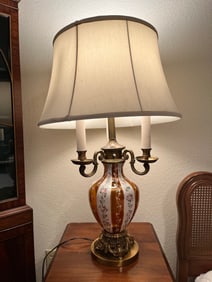 Vintage Metal and Glass Lamp.