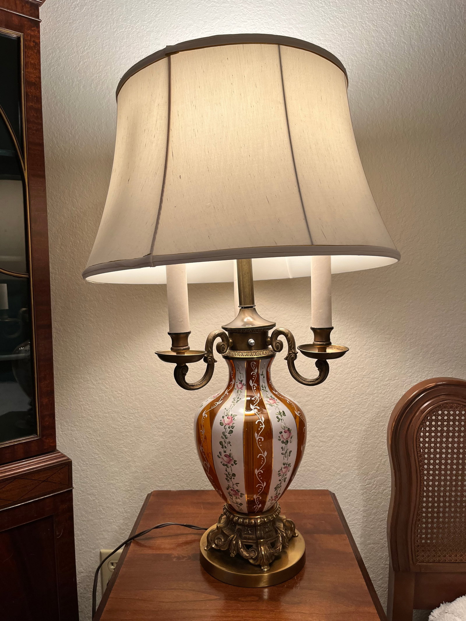 Vintage Metal and Glass Lamp.: Good condition. Multiple light intensities. Lamp shade does not match.
