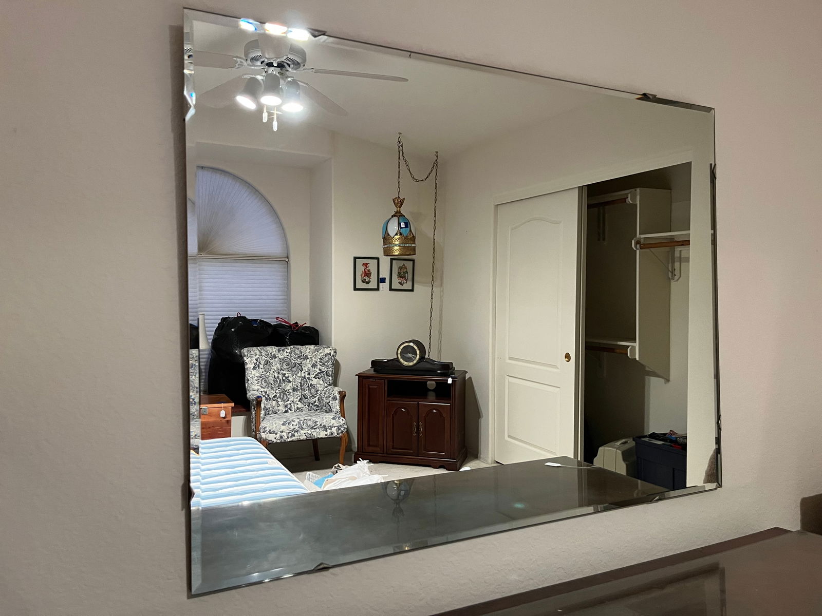 Large Glass Wallhanging Mirror (1 of 3)