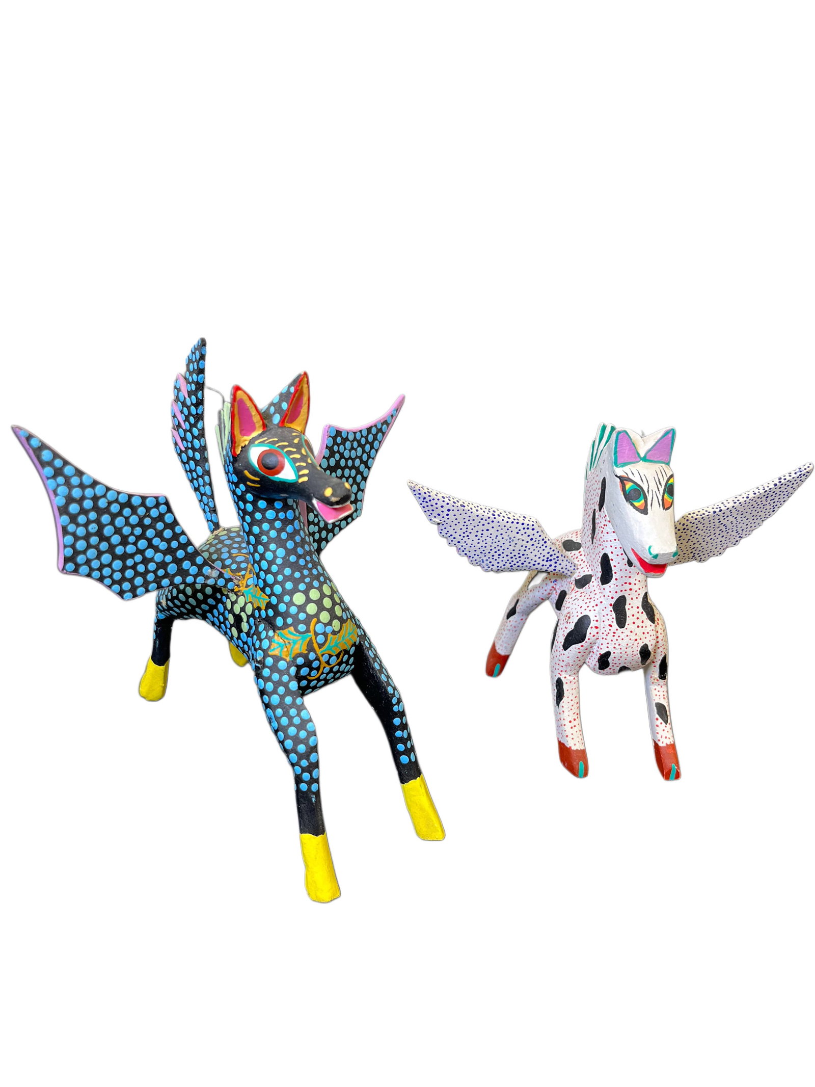 Pair of Oxacan Pegasus's: Fransisco Sosa, Javier Oaxaca, MArtin Tilcajete, OAX, Mexico. Used, One missing tail, No chips, Both signed.