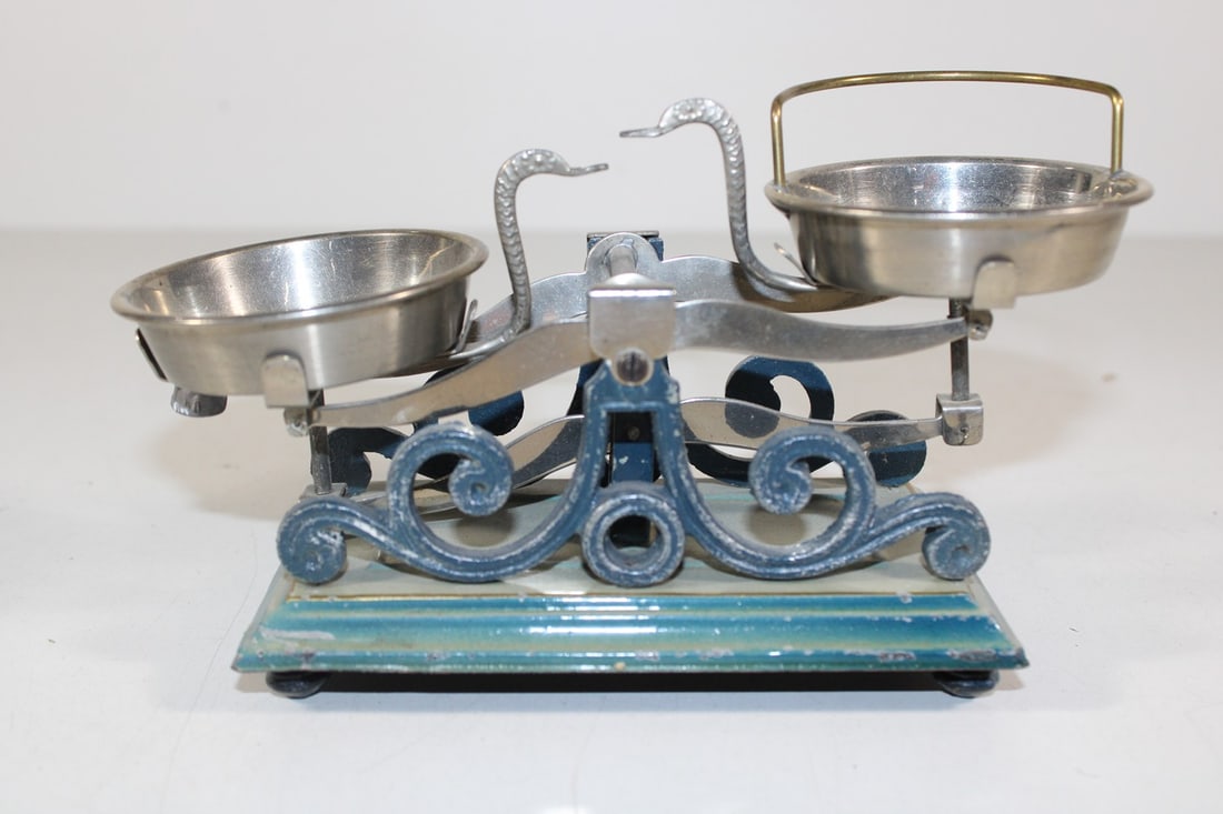 Marklin antique scales: Marklin antique scales very nice, used, Z 1-2