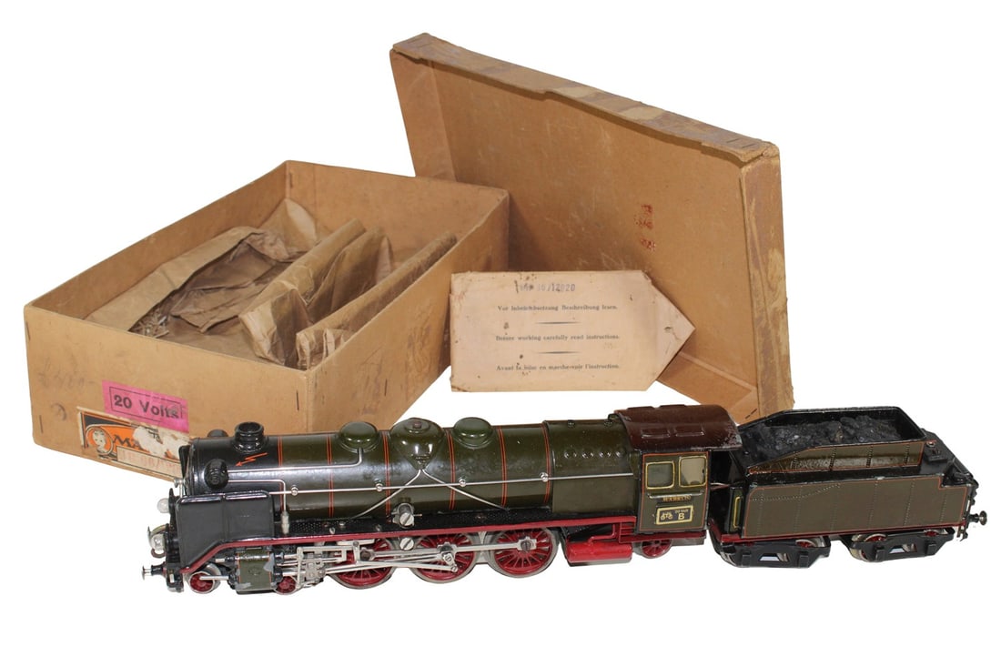 Original Marklin 0-gauge steam locomotive HR 66/12920 green OVP (1 of 10)