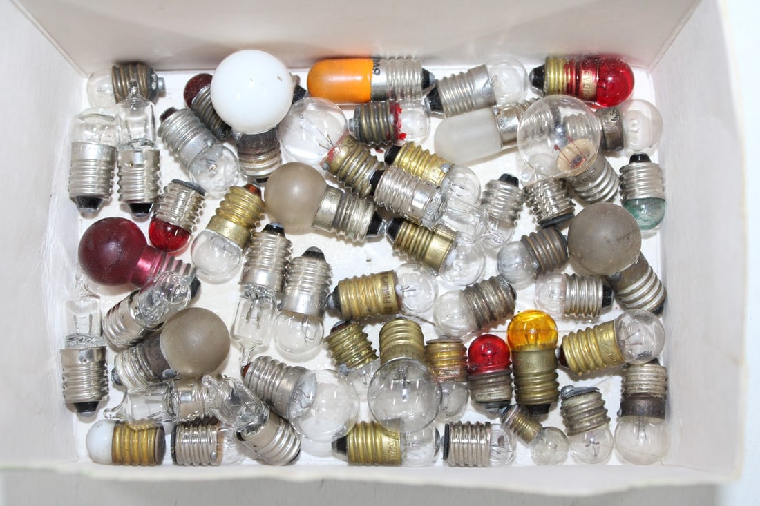 Marklin and other light bulbs: Marklin and other light bulbs used, NV, as spare part, Z 2-4