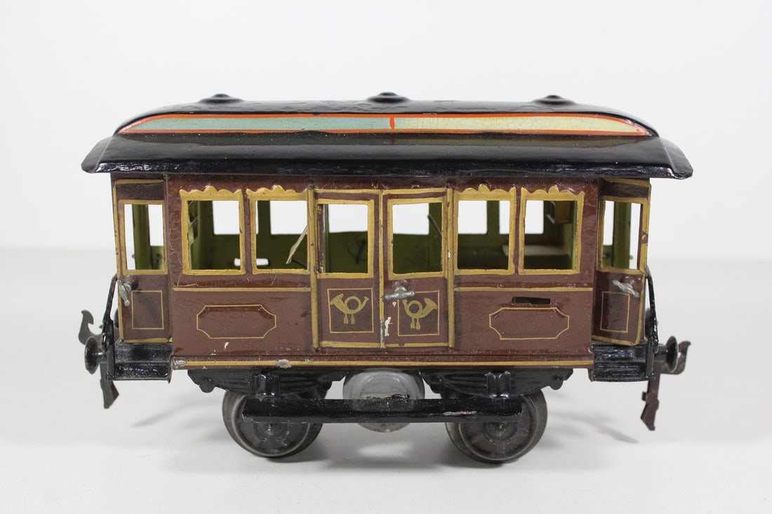 Marklin Gauge 1 Mail Coach 1822 brown: Marklin Gauge 1 Mail Coach 1822 brown Extremely rare variant in brown! Original! Used, LF repaired on the roof, Z 2