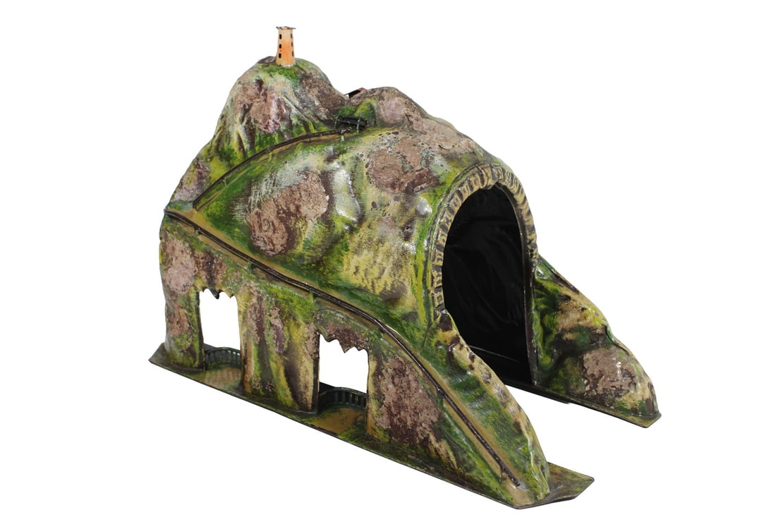 Marklin 0 gauge tunnel 2525/0 " small Axen road": Marklin 0 gauge tunnel 2525/0 " small Axen road" Very good original condition! Worn, Z 2+