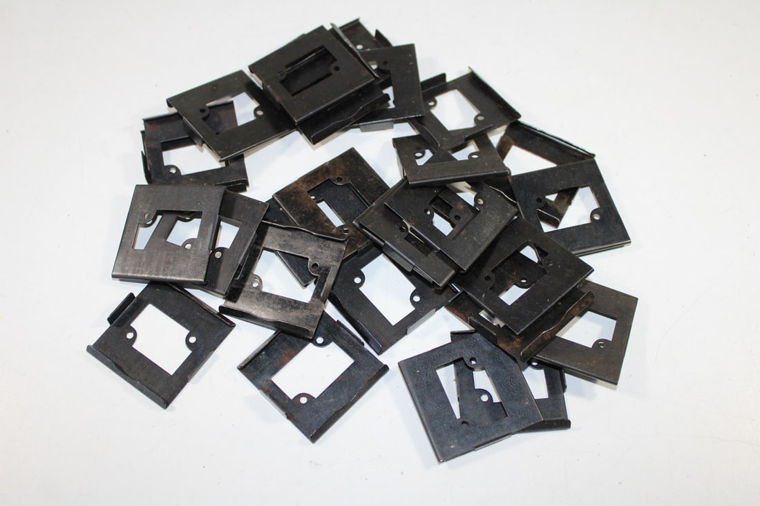 Marklin 0-gauge model track connectors: Marklin 0-gauge model track connectors used, Z 2-3