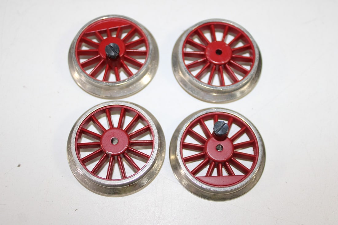 Reproduction Marklin 0-gauge locomotive wheels: Reproduction Marklin 0-gauge locomotive wheels D=3.5cm, used, Z 1-2