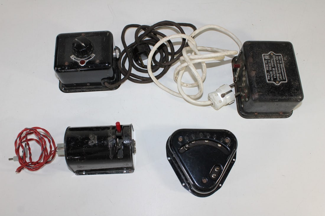 Marklin H0 old transformer and speed controller: Marklin H0 old transformer and speed controller used, modified, Z 3