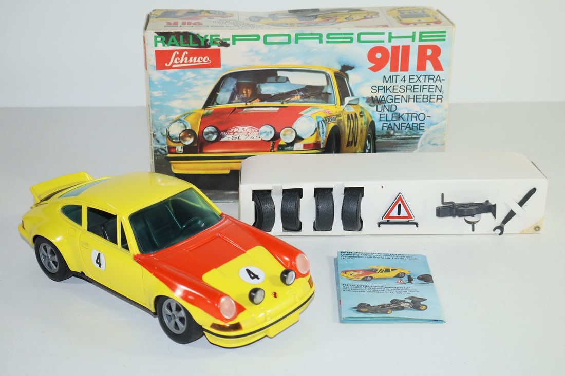 Schuco Porsche 911R 356218 OVP: Schuco Porsche 911R 356218 OVP Very good condition, original, used, Z 1-2
