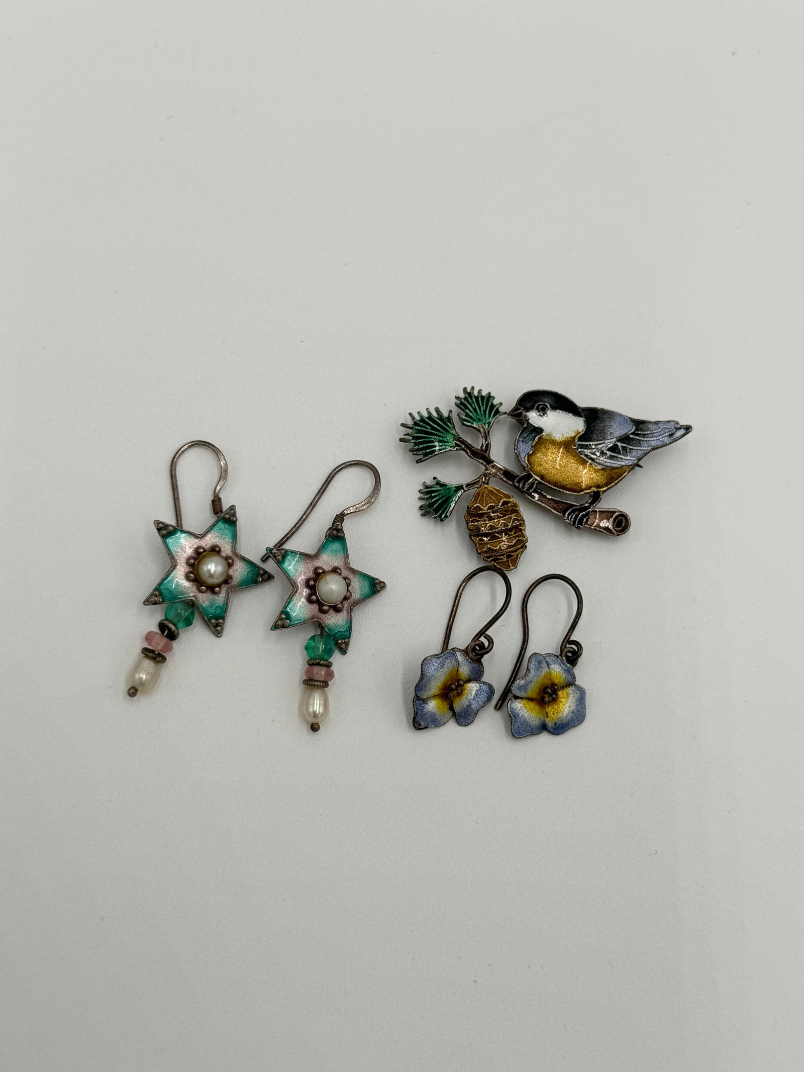 Amazing vintage sterling silver enamel earrings and brooch lot (1 of 5)