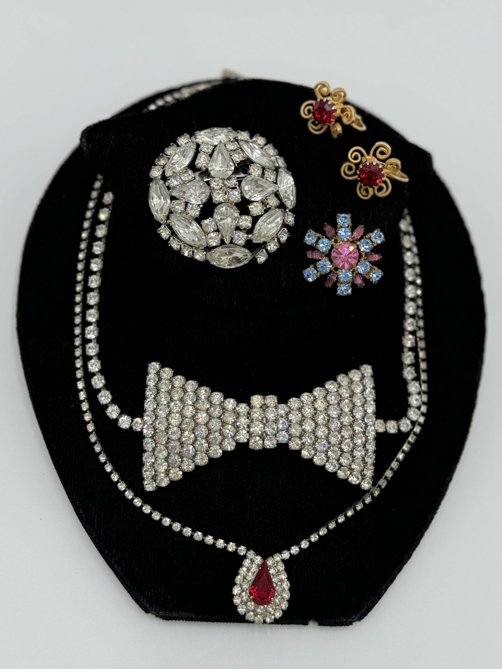 Beautiful vintage made in Germany, Judy lee and more rhinestone jewelry lot (1 of 6)