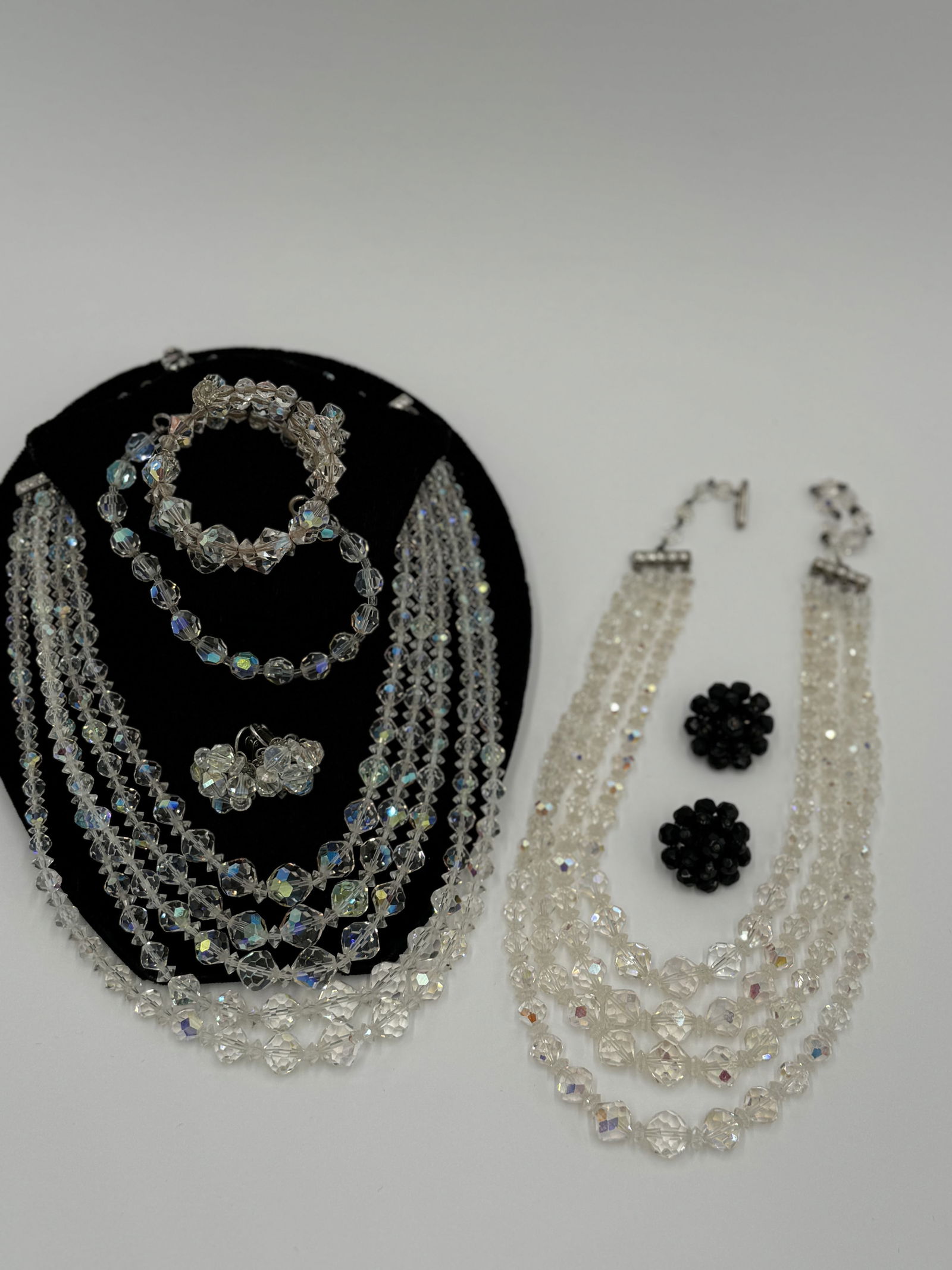 Beautiful vintage collection of Austrian crystals necklaces, bracelets and earrings (1 of 6)