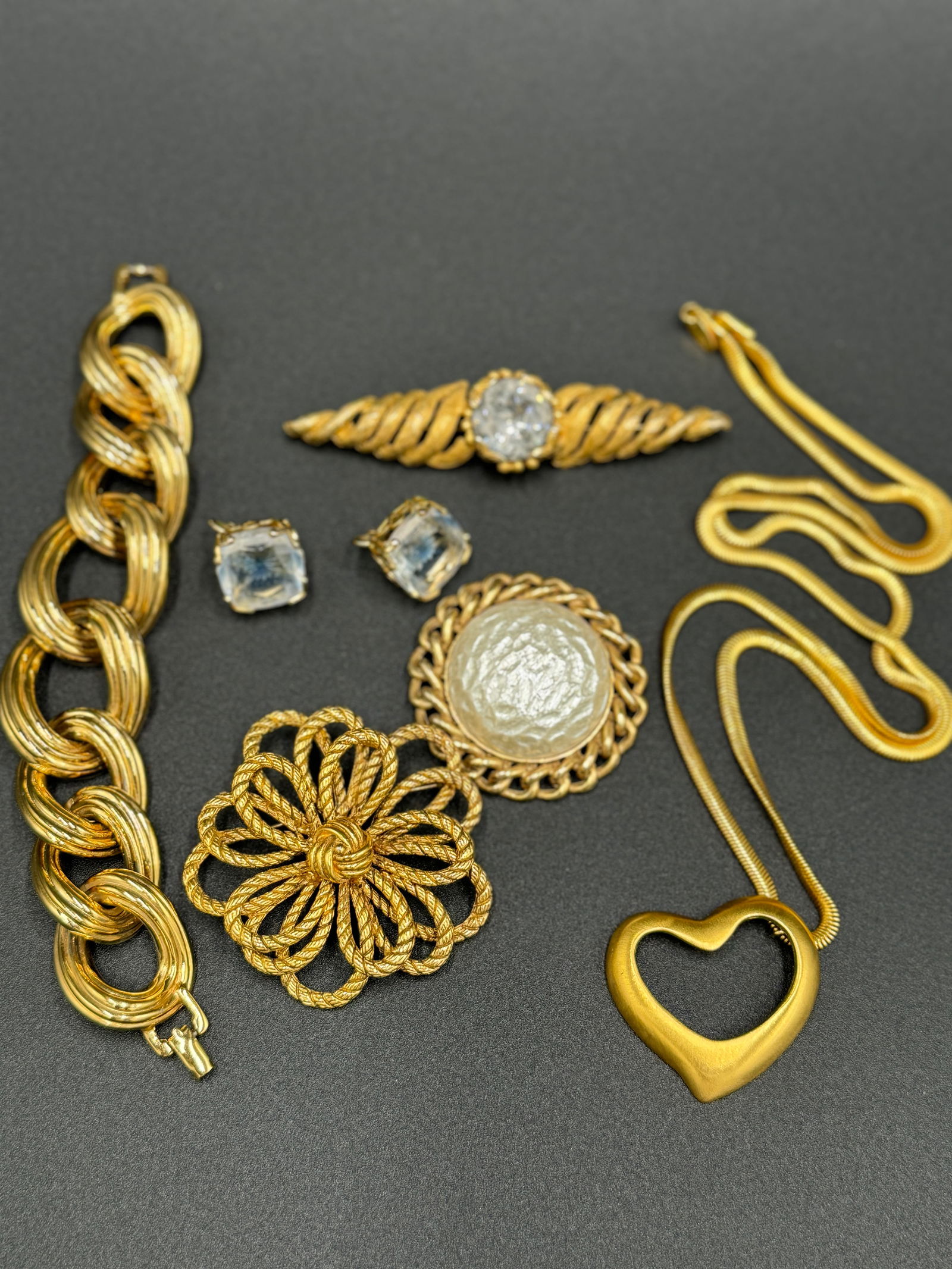 Les Bernand, Vans authentic, sarah cov and emmon’s  signed gold tone jewelry lot (1 of 9)