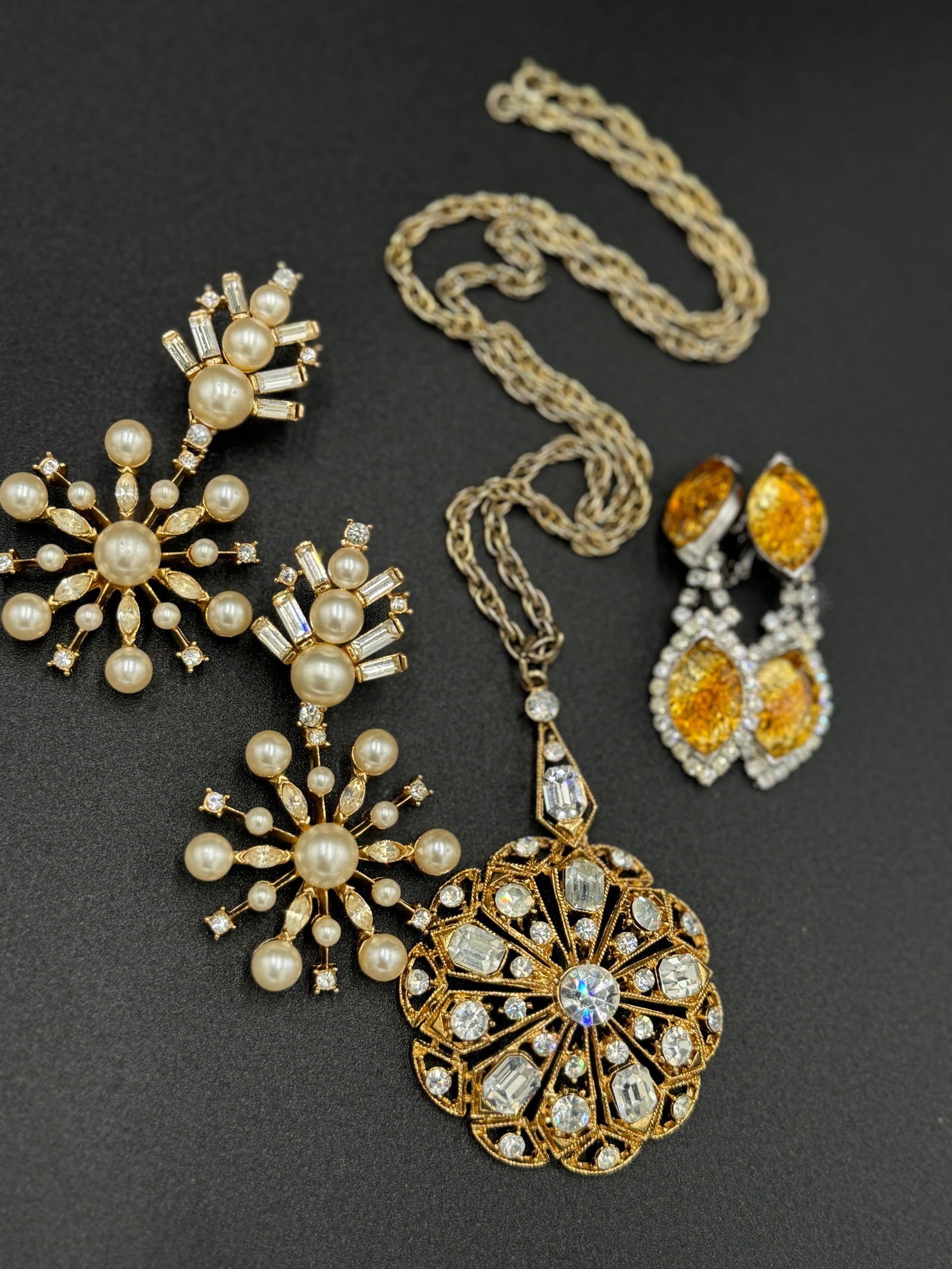 Gorgeous vintage Maravella statement brooch, rhinestone necklace and amber colored clip on earrings (1 of 7)