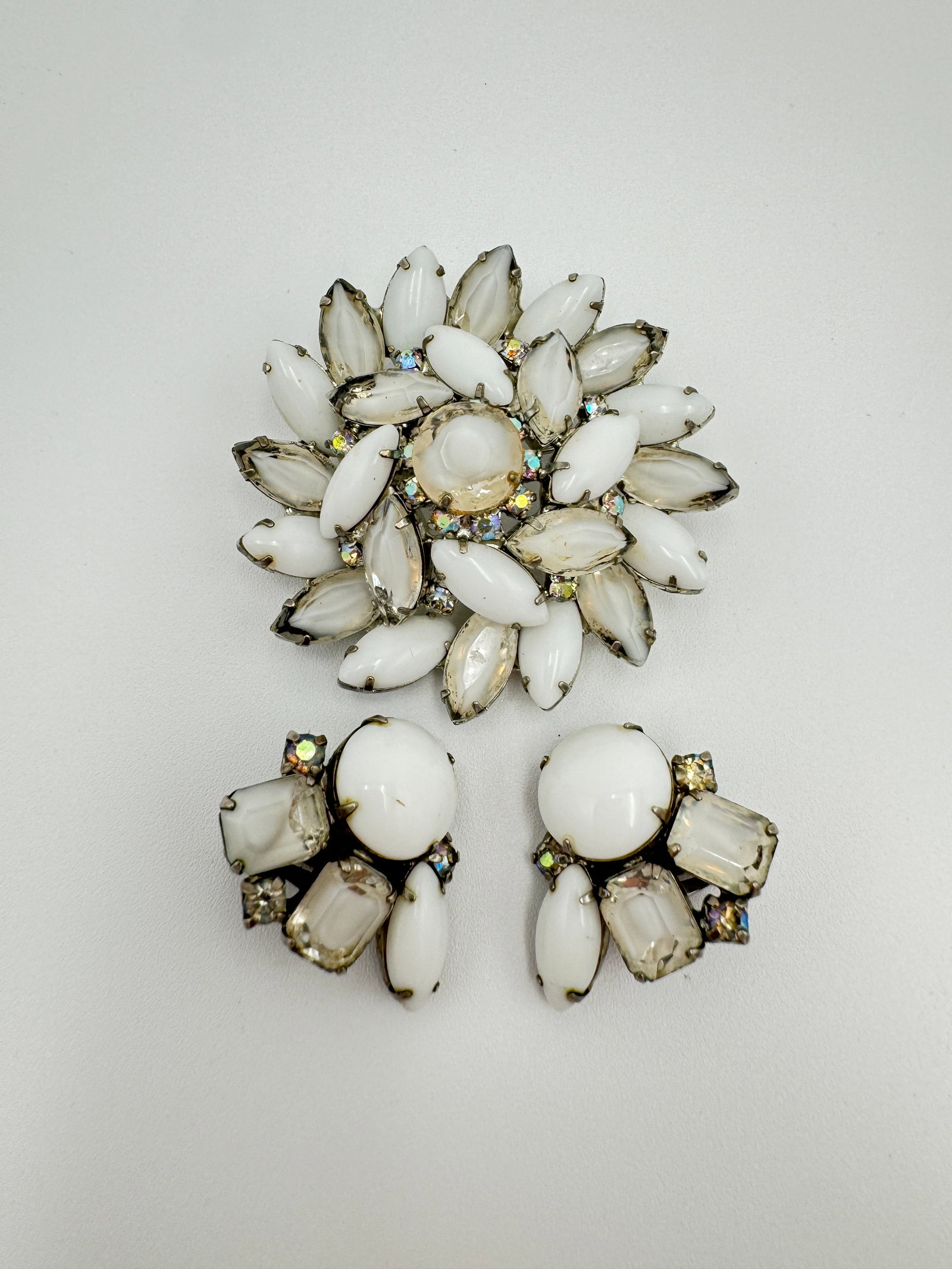 Vintage signed Kramer of NY white milk glass brooch and matching earrings (1 of 7)
