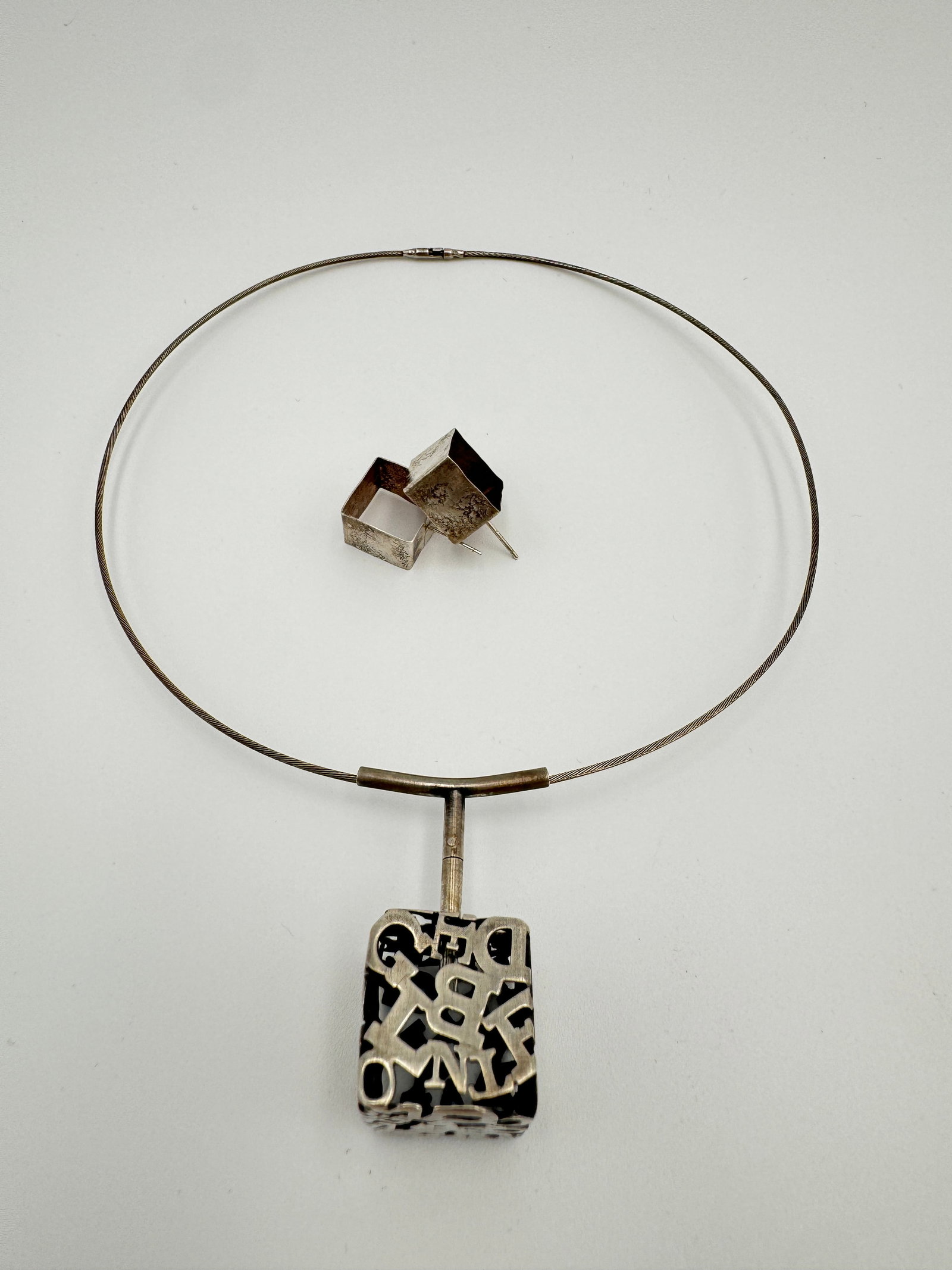 Sterling silver designer Connie Verrusio signed necklace and sterling silver earrings (1 of 7)