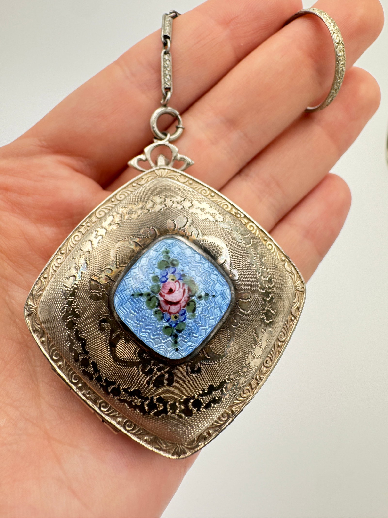 R & G Antique Belais 14K White Gold Front  Enamel Guilloche Compact (1 of 8)