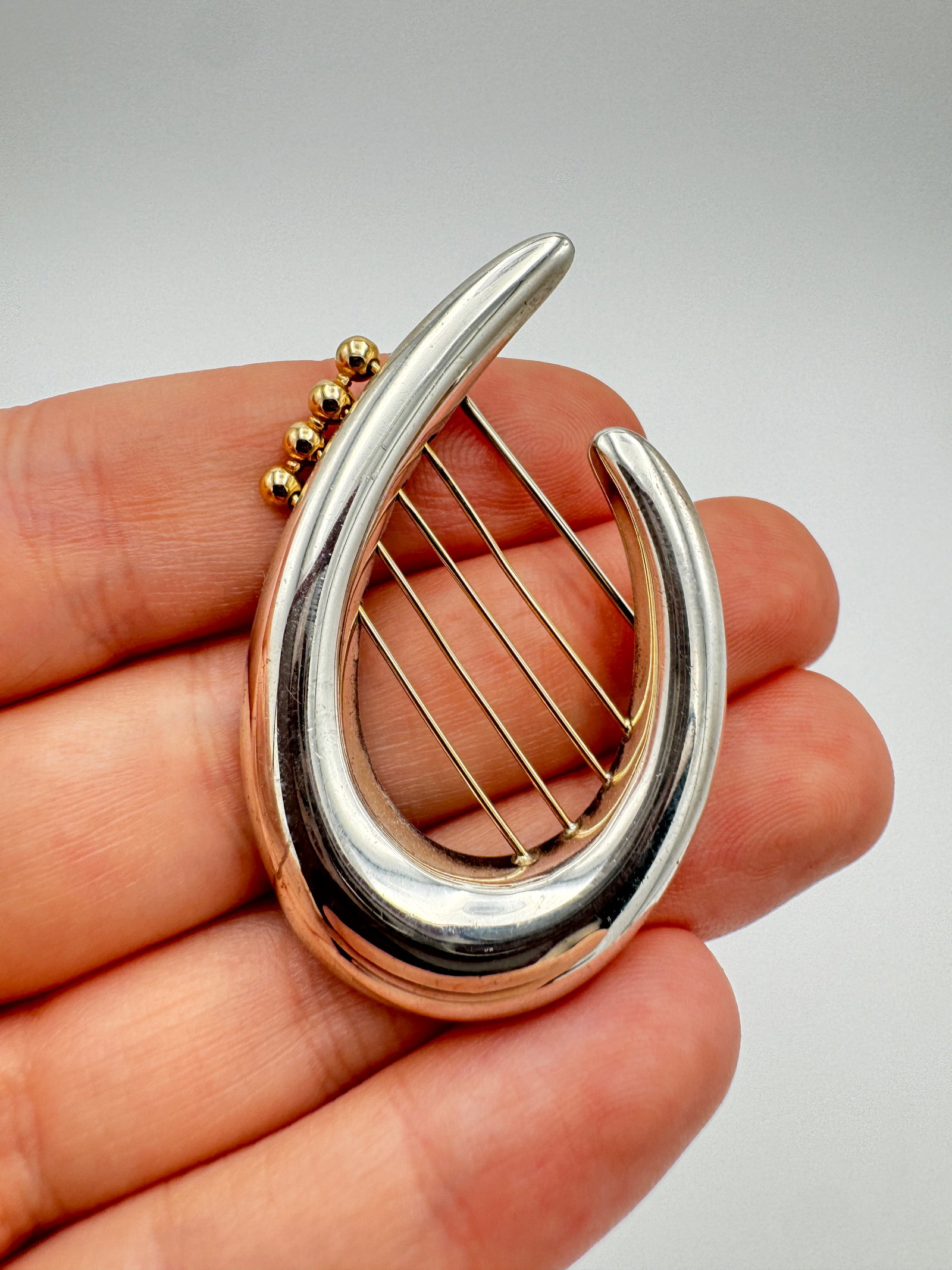 Hadassah Keepers of the Gate Pin / Brooch Sterling Silver & 14K Gold Rachel Gera: Hadassah Keepers of the Gate Pin / Brooch Sterling Silver & 14K Gold• This is a pin made of fine sterling silver with 14k gold accents. It is engraved Hadassah Keeper of the Gate on the inside ed