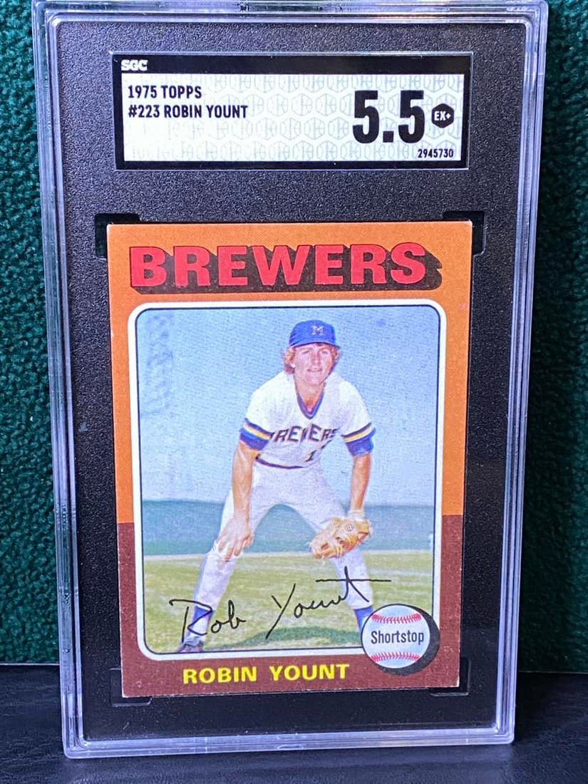 VINTAGE TOPPS 1975 ROBIN YOUNT RC (1 of 2)